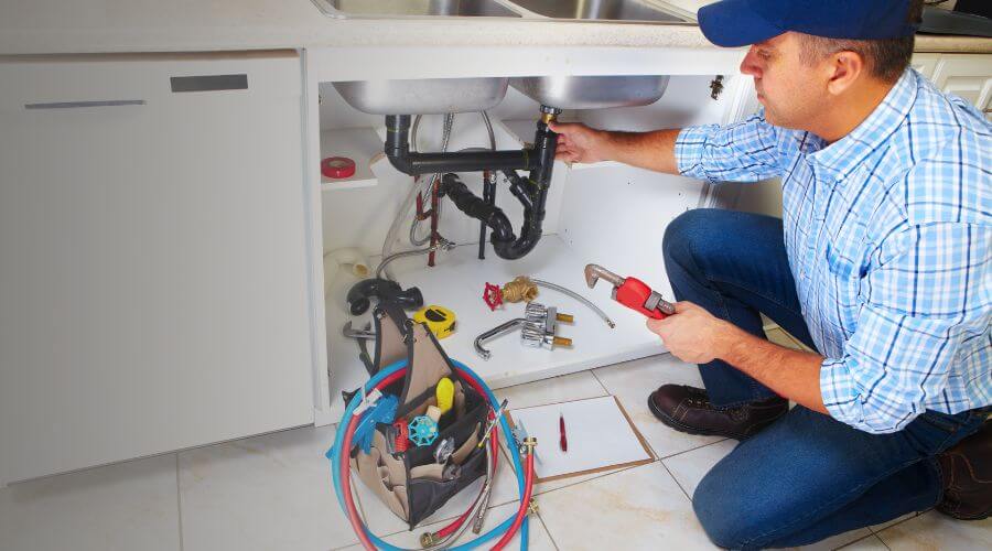 Expert burst pipe repair services in Sully, IA